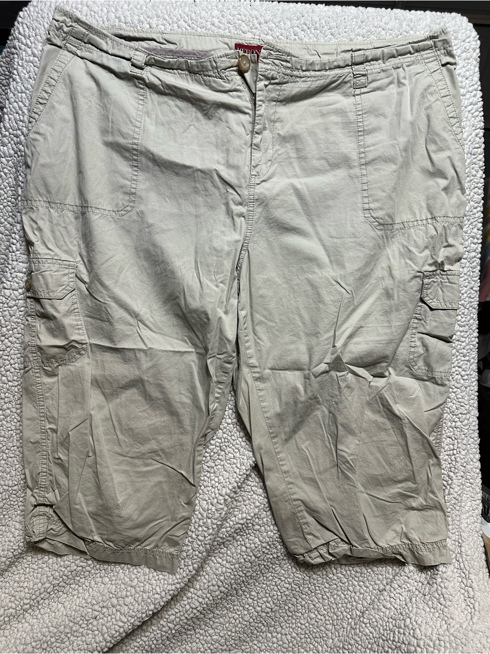 Merona Light Khaki Cargo Shorts H19